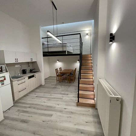 Szekely Apartment Near Deak Ferenc Square With Free Parking In Garage Budapest Kültér fotó