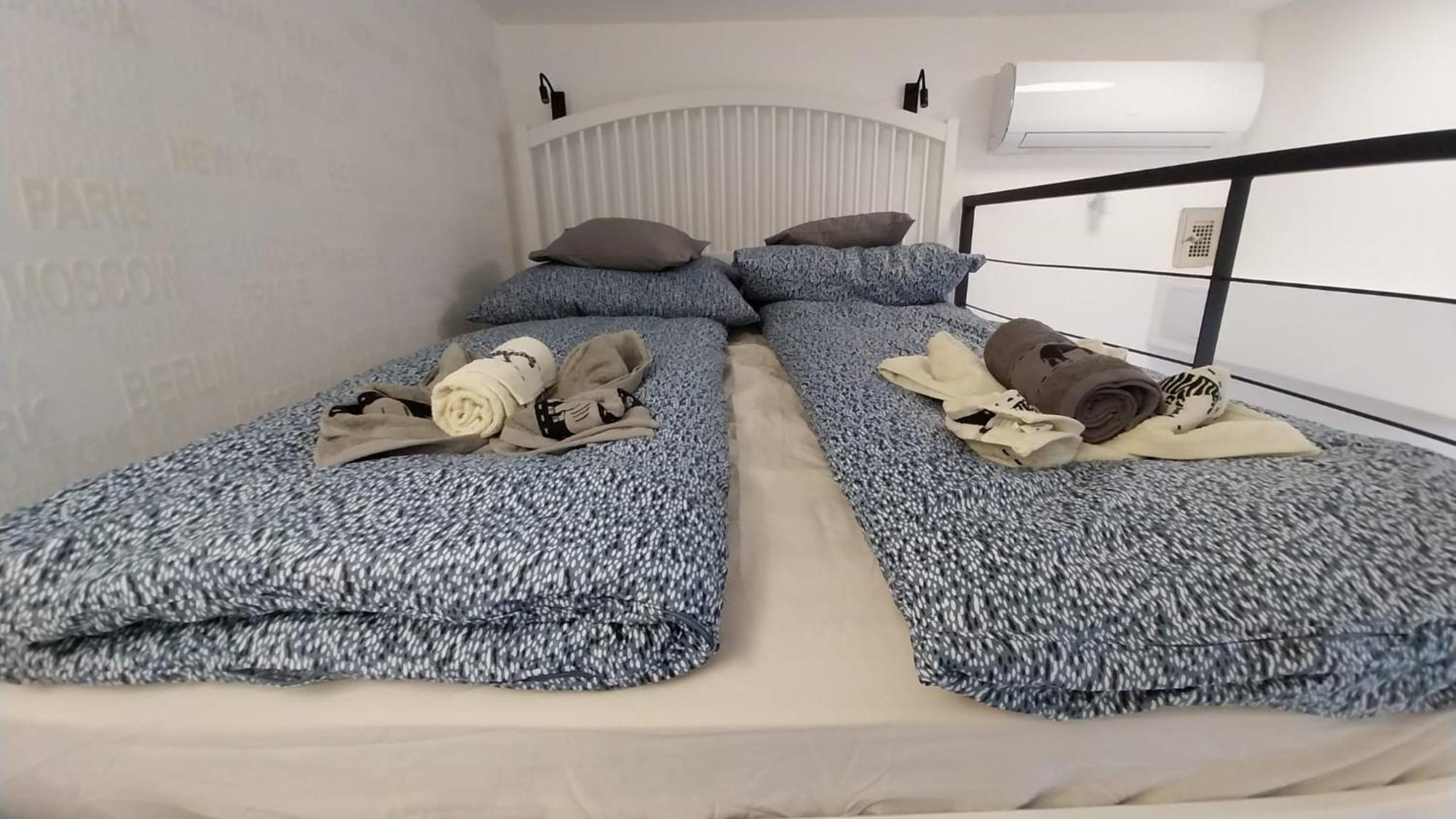 Szekely Apartment Near Deak Ferenc Square With Free Parking In Garage Budapest Kültér fotó