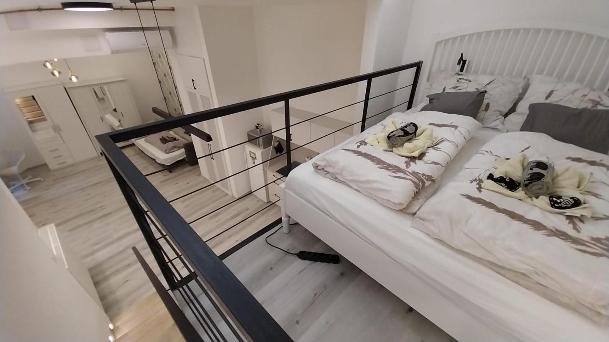 Szekely Apartment Near Deak Ferenc Square With Free Parking In Garage Budapest Kültér fotó
